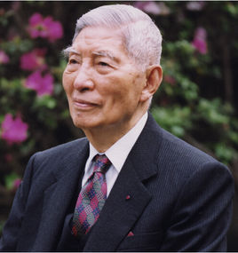 李国鼎简介