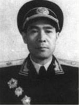邱蔚简介